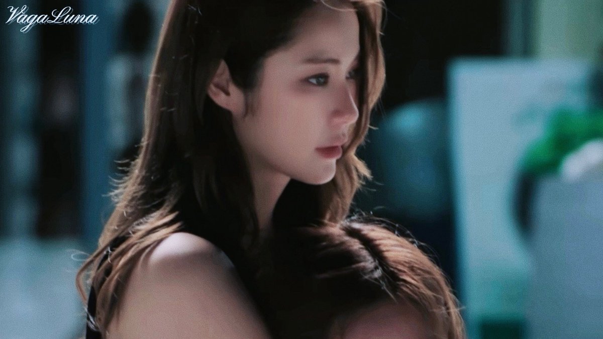 wahaha233977259's tweet photo. With such great acting skills and energy, it would be amazing if you could leave us with even more characters. Always love the actress Namtan Tipnaree.🥰🫶🏻✨

#NamtanTipnaree https://t.co/10AAElgKyD