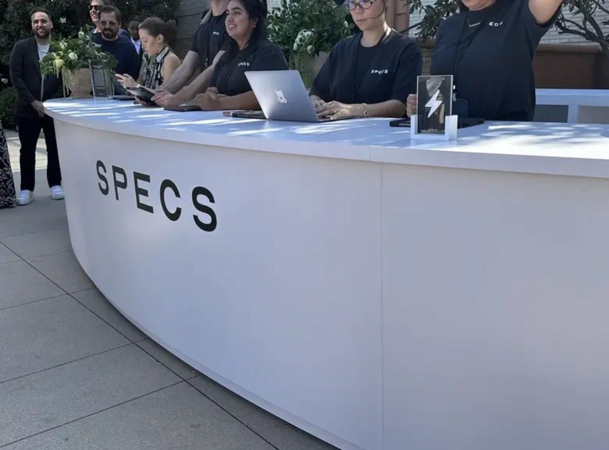 BradBeringer's tweet photo. #SPECS Launch is wild. These ai glasses will change everything. Stay tuned.
$SNAP https://t.co/CqINcUDUFb