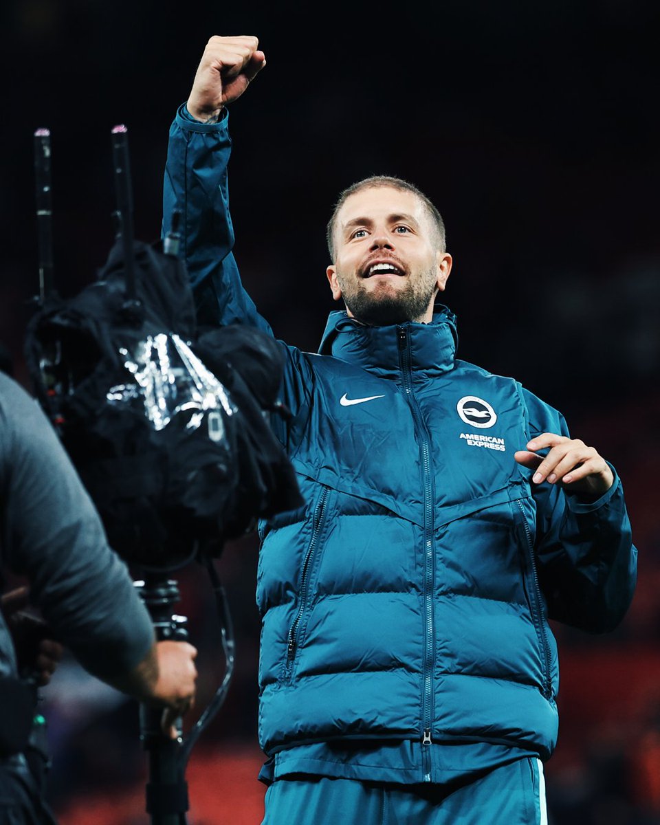 BHAFC's tweet photo. Celebrating another win at Old Trafford... ✨ https://t.co/euFZwPobCF