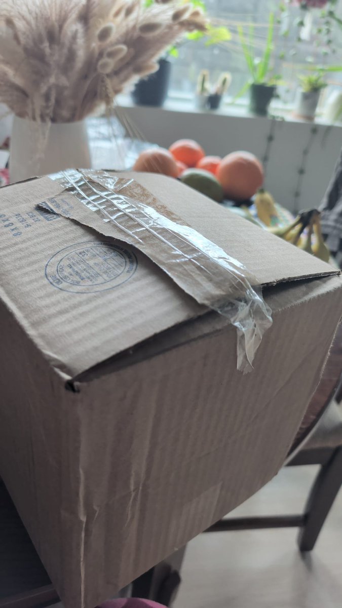 RomanoCheeze19's tweet photo. Hey Pokémon Center. I received my 30th anniversary product today and this is the condition it was received in. 
@PokemonCenterUS https://t.co/SEBuGZC21w