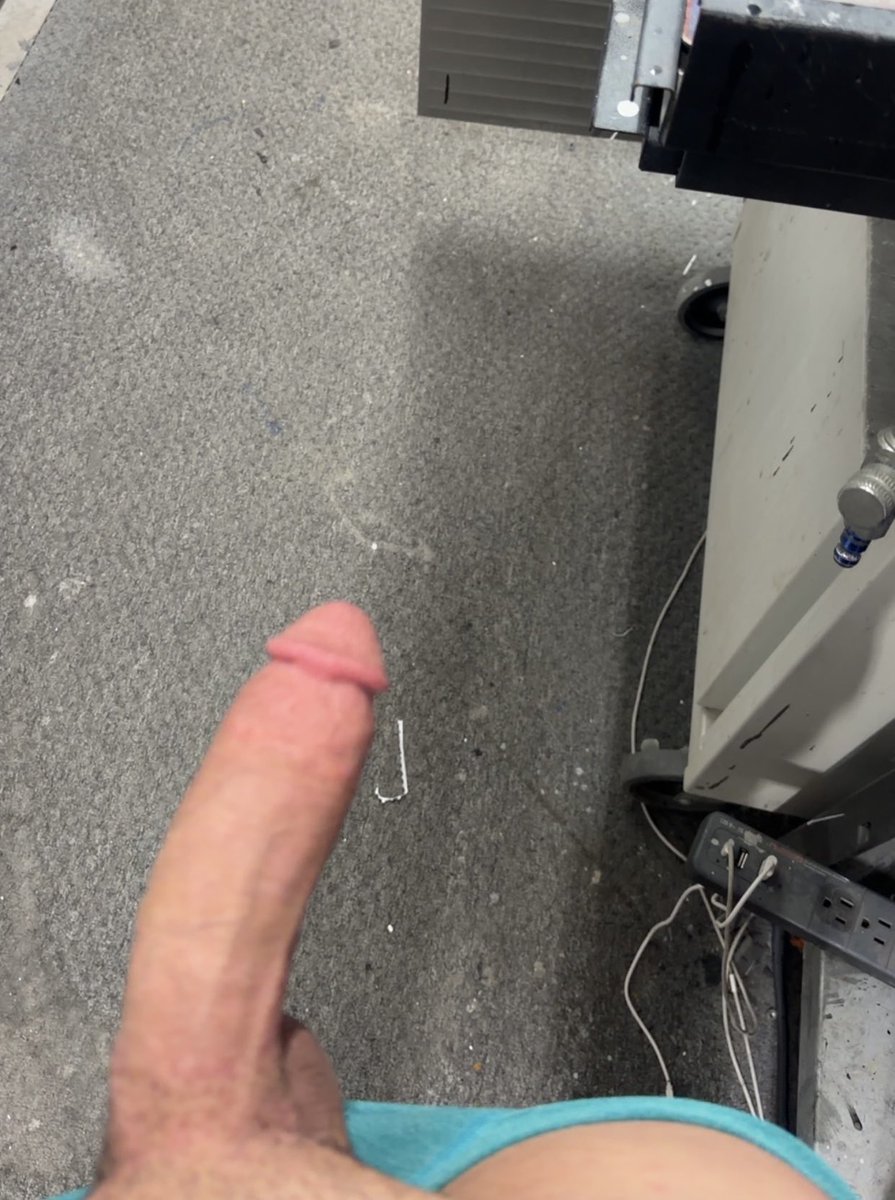 ColtRhodesTx's tweet photo. #nsfw at work👀😈

https://t.co/heba4WpaGB

#bigcock #whitecock #hung #shelikesitwhite #fatdick https://t.co/UtfeqnLOUy