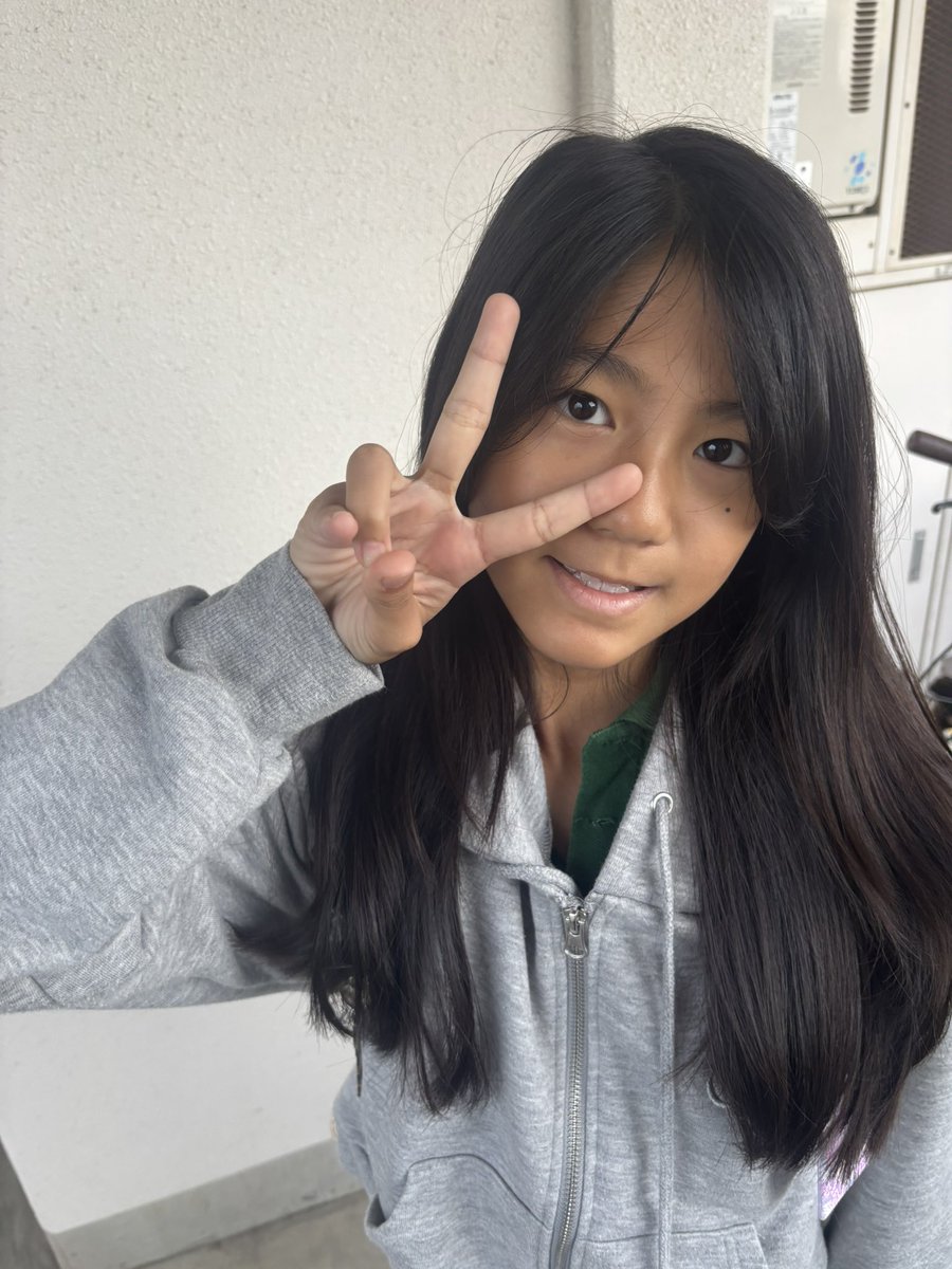 noa01060106's tweet photo. おはよー💜
な、なんと✨️無事、選抜リレーに選ばれましたぁ✌️
運動会当日、どんな走りを見せてくれるのか?期待しよーっと🤭💜
行ってきまーす🥰🫶
#X_Rhythm
#REVEL3 https://t.co/kedWQDYr0O