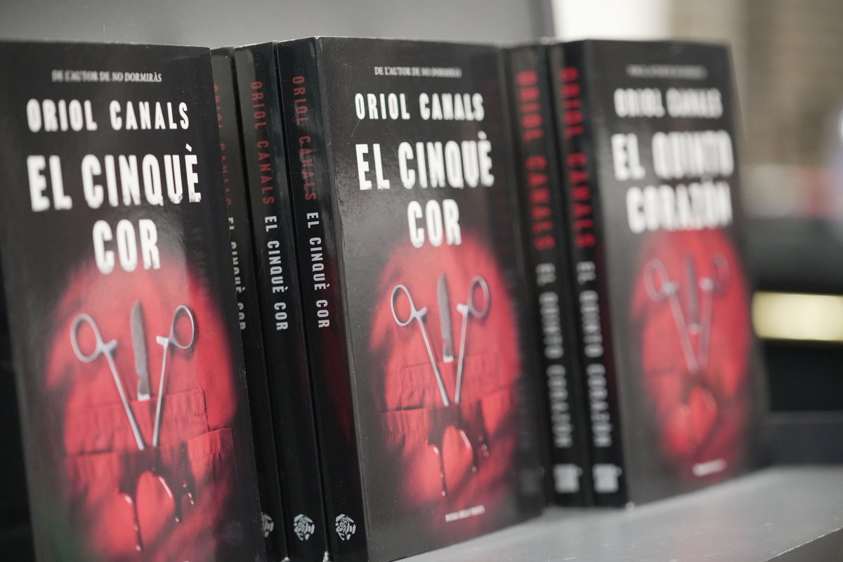 MarcMolineC's tweet photo. 🎥 @oriolcanals presenta la seva 5a novel·la "El cinquè cor", amb @antonibassas a Casa del Llibre https://t.co/rfrST0s4Up