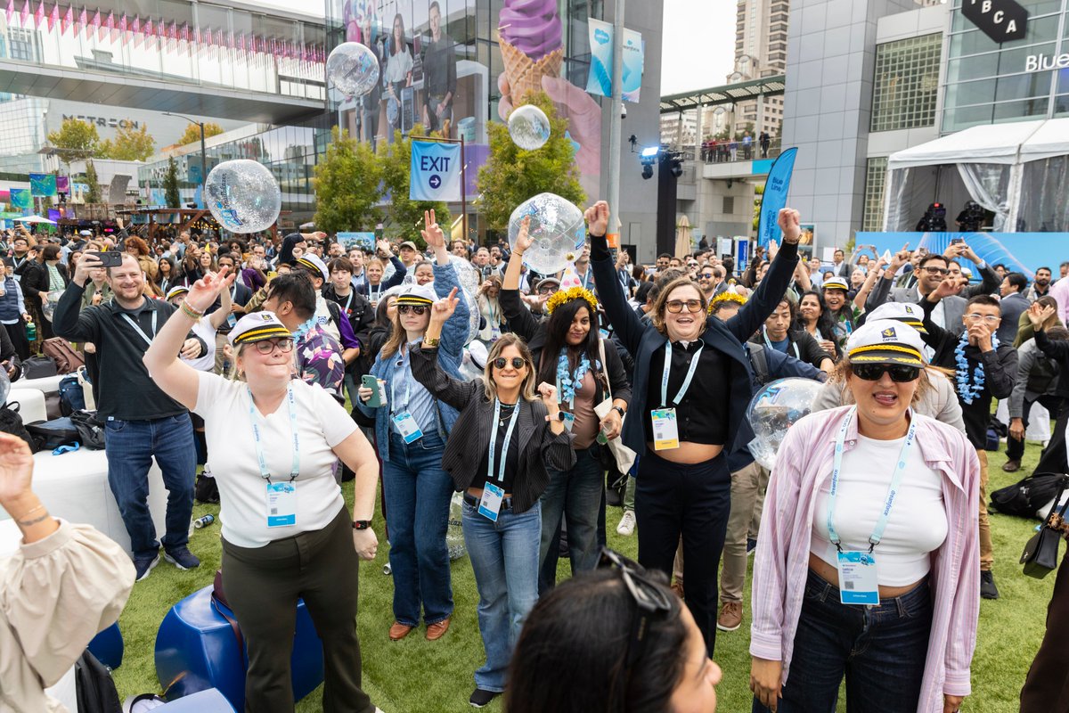 salesforce's tweet photo. All aboard for 20 years of Trailblazers 🚢 https://t.co/Oi7CrnkSs2