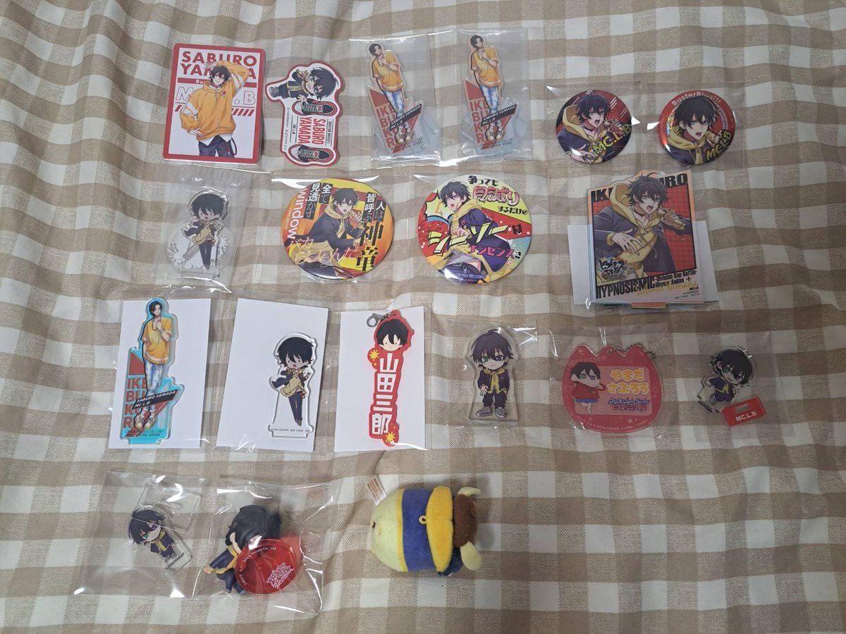 mayu_say_you's tweet photo. 【お迎え募集②】ヒプノシスマイク

娘が部屋整理のために手放す決意をしたコレクションです。お迎えしていただけるものがありましたら、お気軽にお声掛けください。お迎え価格はご相談ください。

ご縁がありますように✨
よろしくお願いします🙇‍♀ https://t.co/FoVRefHfb6