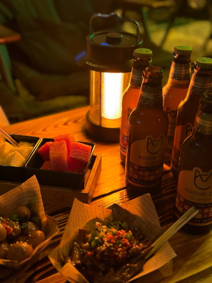 AliBridensj's tweet photo. Late night craving Our small stall serves warm miso soup and grilled fish just for you. Stay a while, the night’s still young. https://t.co/Z66pG1anpj
