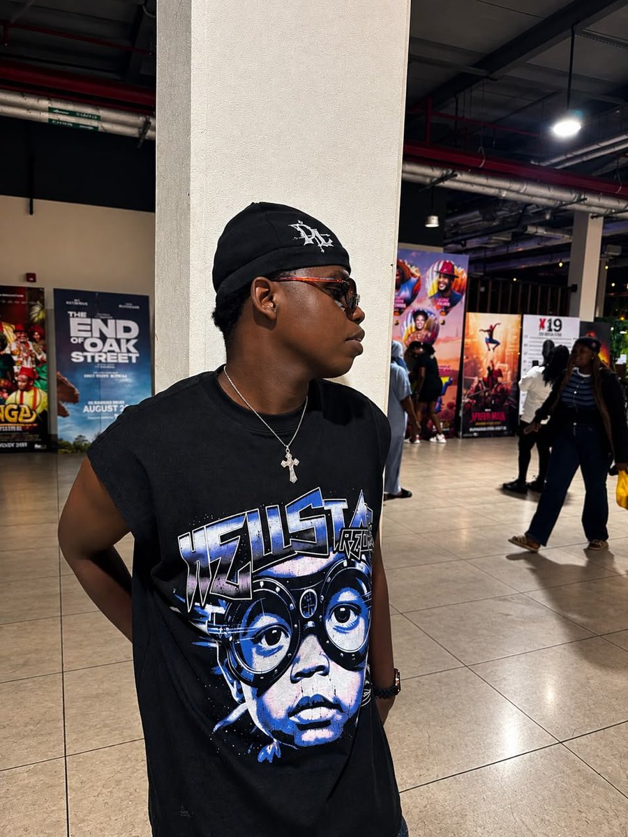 ClintonObefxxr's tweet photo. https://t.co/2O8esh8fgn

#fyp #NigerianFashion #streetwearnigeria https://t.co/um3Z75NW1L