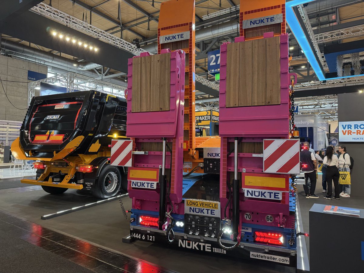 ilkaltun's tweet photo. IAA TRANSPORTATION; “Teslimat Yapıyoruz” ana fikri ile kapılarını açtı. Katılımcılar, karayolu yük taşımacılığının geleceğine yönelik dijital ve iklim nötr mobilite çözümlerini sergiliyor. Türkiye’den 118 şirket fuara katılmış bulunuyor.
fuar 15-20 Eylül 2026 tarihlerinde açık. https://t.co/GE3duxkgZA