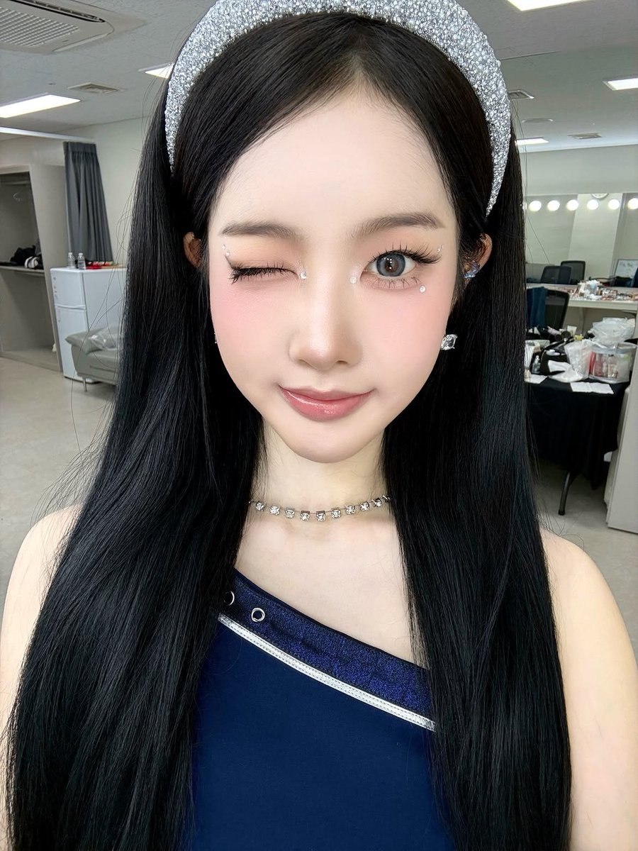 sieupn's tweet photo. [ ✮ ]   —  팬 콘서트 투어 : 𝗋𝖾𝖼𝖺𝗉, https://t.co/QvnwanlqHy