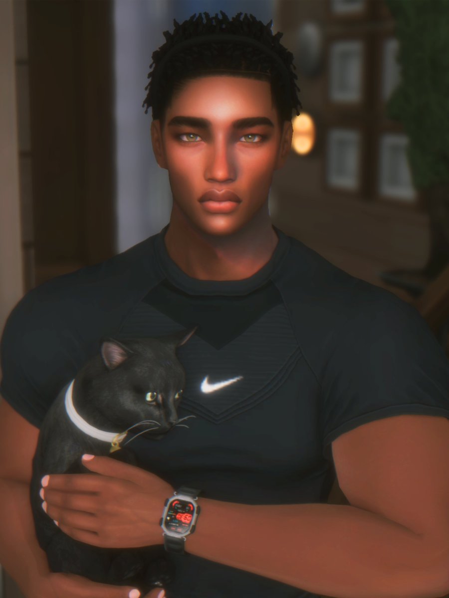 manuffy's tweet photo. romeo with his velcro kitty https://t.co/oS7CDEwtXE