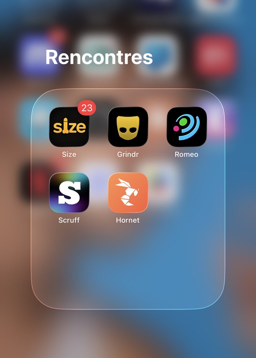 alexlougnon's tweet photo. Quelle est l’application gay que tu utilises le plus ? 😏 https://t.co/MDhMA4X99D