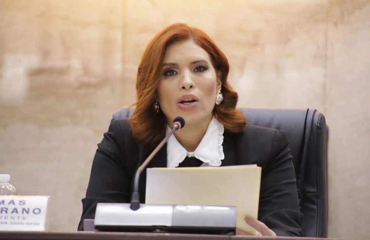 elpulsohn's tweet photo. #Urgente #EstáPasando | La diputada Erika Urtecho Echeverría, se pronunció ante la posibilidad de reactivar proyectos de #exploración #petrolera en La #Moskitia y advirtió que no deben iniciarse trabajos técnicos sin realizar previamente una consulta libre e informada con los pueblos originarios.
Urtecho sostuvo que cualquier iniciativa debe respetar el Convenio 169 de la #OIT y pidió al Gobierno informar públicamente sobre los proyectos o actividades que se pretenden desarrollar en el territorio. El convenio establece la obligación gubernamental de consultar a los pueblos #indígenas cuando se contemplen medidas susceptibles de afectarles directamente. #ElPulso #Honduras