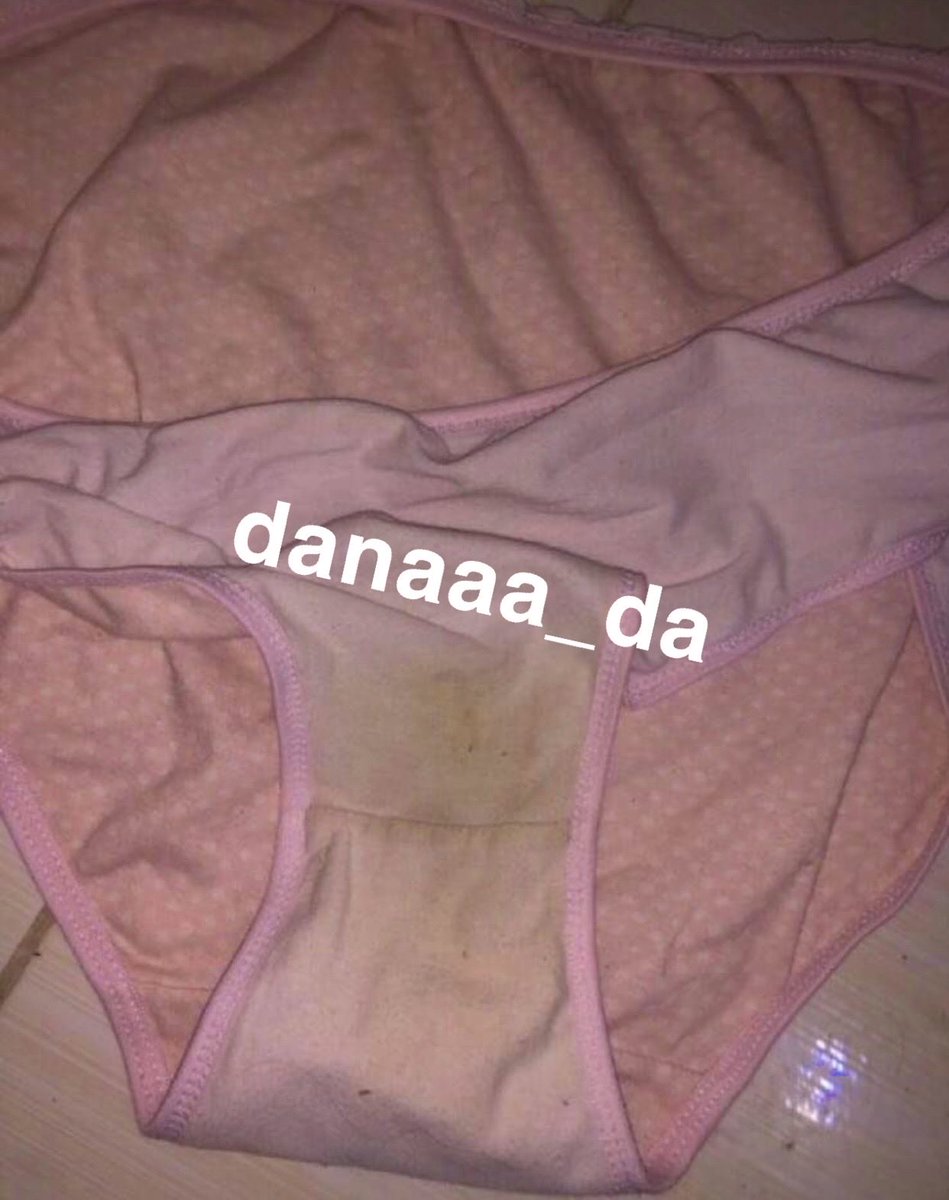 danaaa_da's tweet photo. تعال استنشق كلوتي وتنفسه💦🐕 فيه شعرة كسي الي بيقول وينها بطقع بخشمه🤣 #معصيتّيَ_رِحّتِي #عمه_للكلابُ #عمه_سادية #ديوت_بدويٌّْ #شم #خرقي #كلوتي #ديرتية #مشعرة #عمه_عنيفة #ديوت_بدويٌّْ #معصيتي_رحتييًِِ https://t.co/7ukWl1cnaz