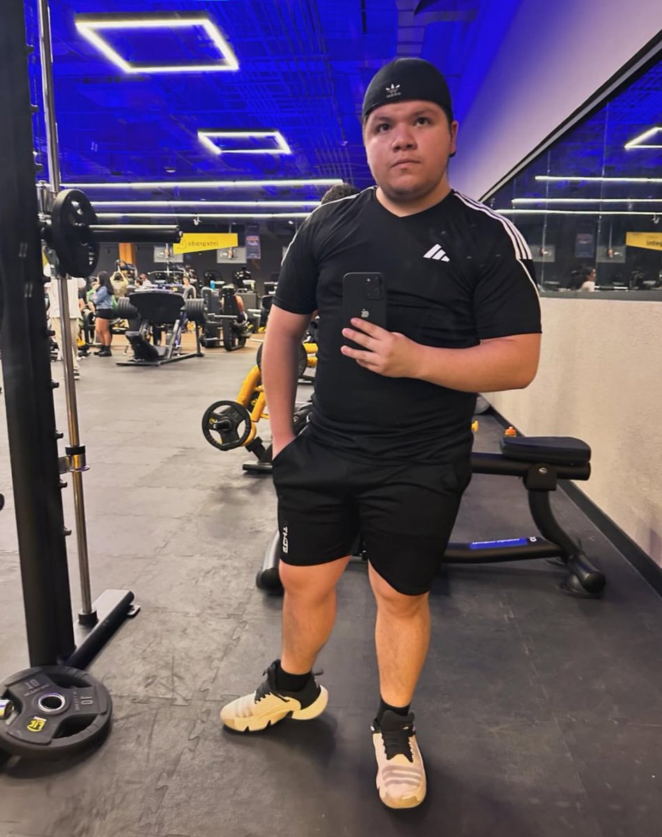 GoodBadBoyDan's tweet photo. Mente 🧠 Alma 🕊️ Cuerpo 💪🏻 https://t.co/CcEachn7LY