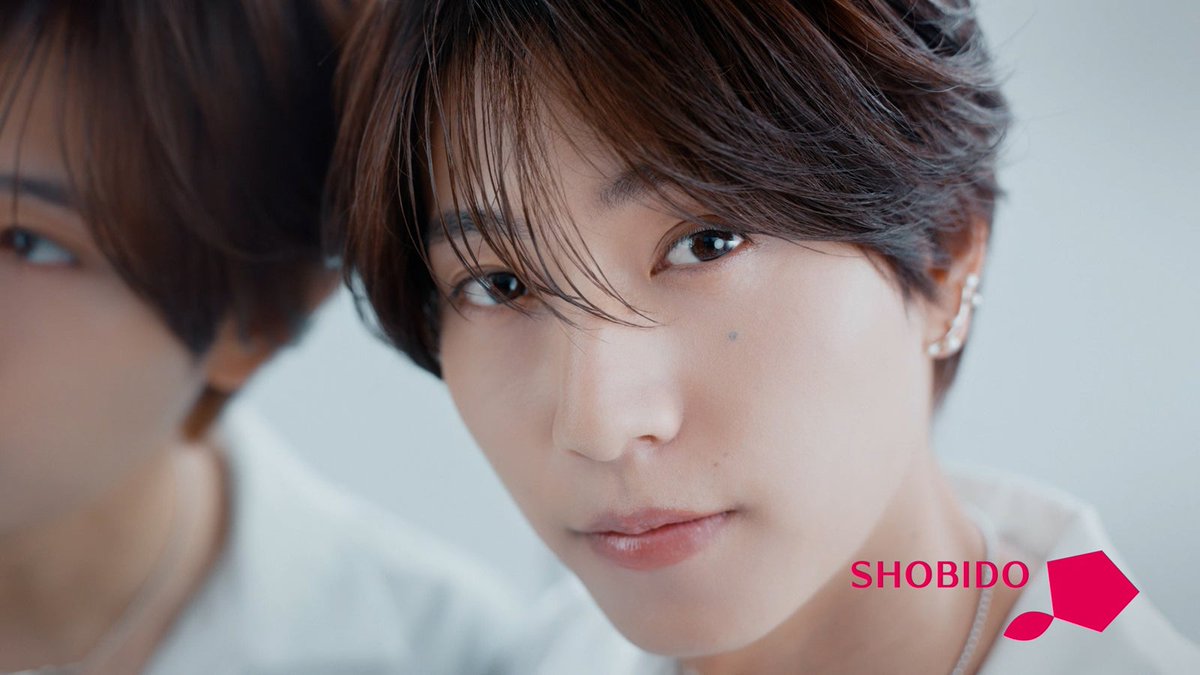modelpress's tweet photo. ／
timelesz橋本将生
ジェルネイルブランドアンバサダー就任
＼

現実世界＆鏡の中の世界 2人の自分を表現
9月18日より東阪名エリアで放映開始🎥
https://t.co/UWq9ewy3ya

▫️“ありのまま”素直に話せるような信頼できる人は？
▫️メンバーで、一番話すのは？

「Gelée by Decorative Nail」 https://t.co/Iw3moHcDw7