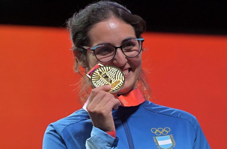ishiiargentina's tweet photo. Quiero felicitar a Daniela Arias, vecina de #JoséCPaz, por consagrarse campeona sudamericana de Esports en los @suramericanos26.

Es un orgullo que una joven de nuestro distrito haya alcanzado este importante logro y lleve el nombre de José C. Paz a lo más alto de sudamérica. ¡Felicitaciones, Daniela!