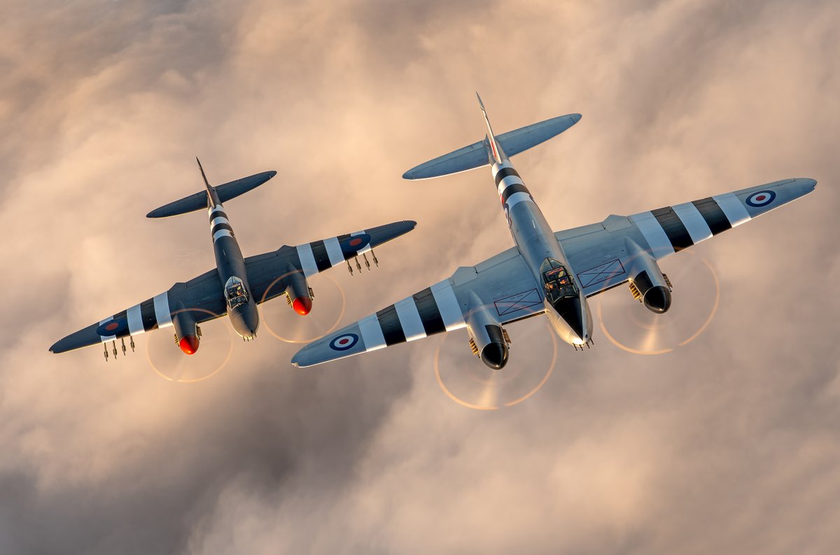 EAA's tweet photo. Enjoy a little formation flight this #WarbirdWednesday with a pair of de Havilland Mosquitos!

Seeing the elegance and sheer size of these aircraft, it's hard to believe these warbirds are constructed mostly of wood. Truly amazing!

📸 Scott Slocum

#Aviation #Avgeeks #WWII #MilitaryHistory