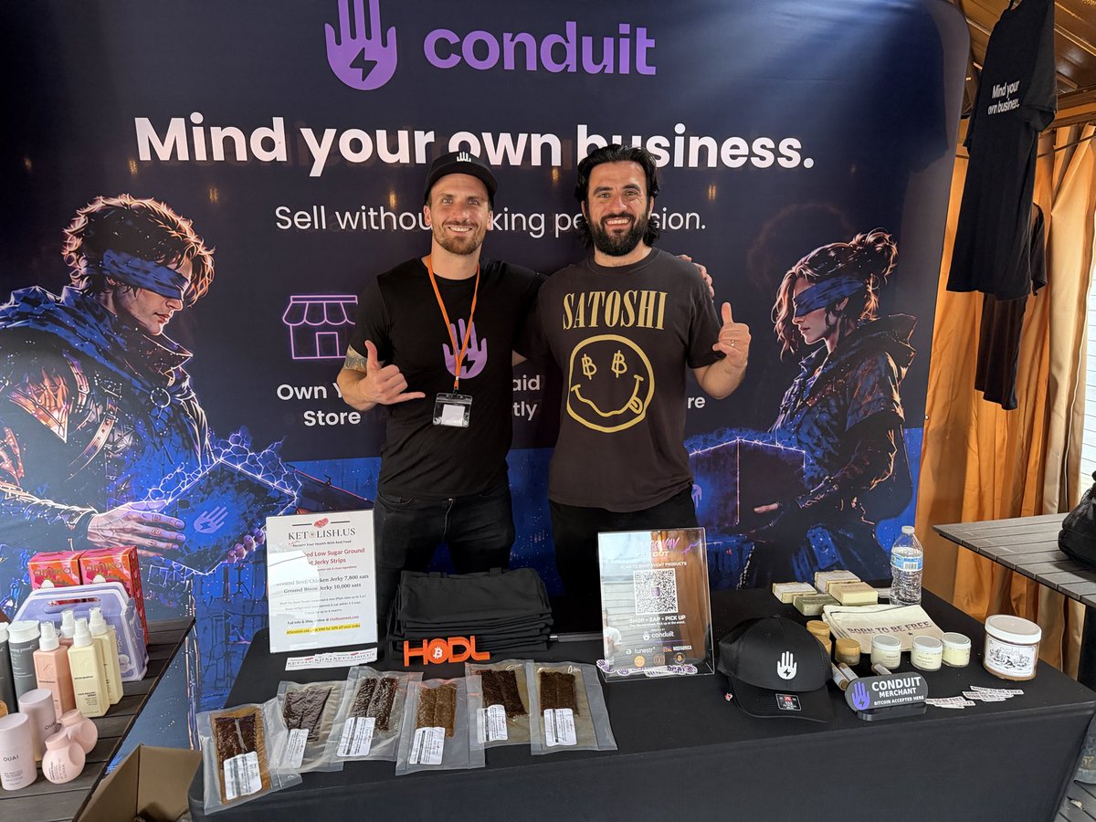 thebitcoinyogi's tweet photo. And that’s a wrap! Epic day 2 of #V4V Chicago @forkandcoin

The Sats were flowing in our #bitcoin bodega @conduit_market @EricFJ_Conduit 🤝 ⚡️ 

@PeonyLaneWine flowing too  @BenJustman @avi_burra 🍷 🤠 

Special guest appearance by @HodlTarantula to close out 🕷️⛽️ 

Our @ChiBTCollective community is strong!! 

Let’s keep building…