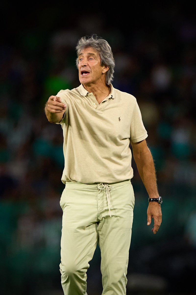 fransantiph's tweet photo. Manuel Pellegrini Ripamonti, historia viva del Real Betis. https://t.co/ZXqGsCyUd8