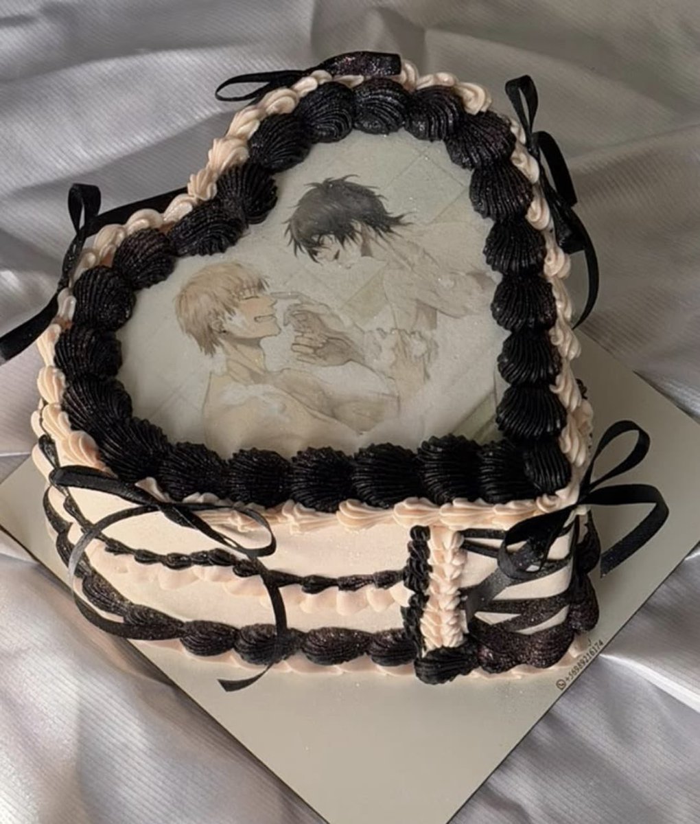ninilvsyams's tweet photo. no me aguanté a esperar hasta mañana miren la torta Reitowa que voy a tener en mi cum kyaaaa >< https://t.co/uX6rBjqbvB