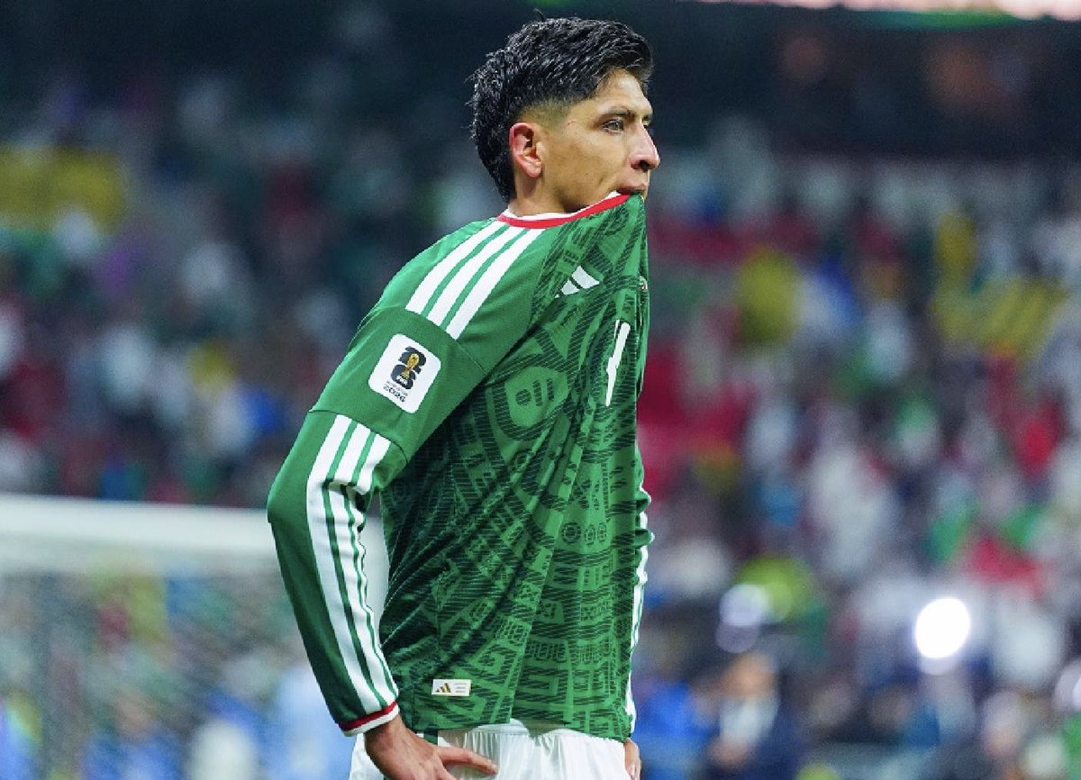 GibranAraige's tweet photo. 🇲🇽 SELECCIÓN 🇲🇽

🚨 EL TRI, SIN SU CAPITÁN 🚨

Edson Álvarez NO estará en la primera convocatoria de Rafa Márquez.

Tras siete jornadas, el ‘Machín’ no ha disputado un solo minuto con el West Ham en la Championship de Inglaterra.

A esto se suma la situación extra cancha que atraviesa en México.

El Tri arranca una nueva etapa sin su Capitán, Edson Álvarez!!!

@TUDNMEX