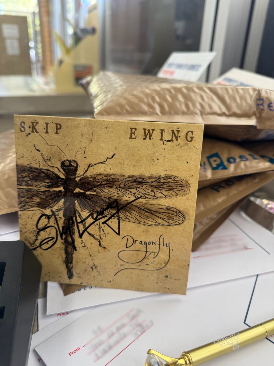 skipewing's tweet photo. Pre-orders are taking flight! #DRAGONFLY will officially be out everywhere this Friday. https://t.co/hV3nraJrtM

#newmusic #countrymusic #country #singer https://t.co/iLubOFYM1m