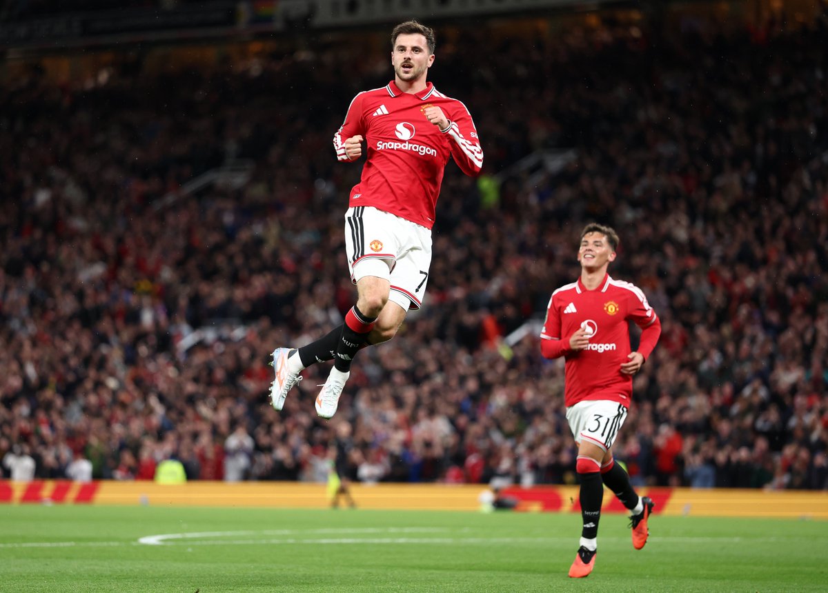 ManUtd's tweet photo. We have lift-off! 😍🚀 https://t.co/arlEMCIwY7