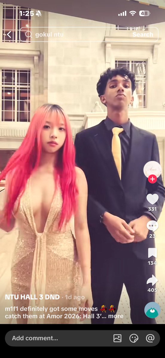 HolasomC55214's tweet photo. anyone got the pink hair @? #xmm https://t.co/IqtudSOsFF