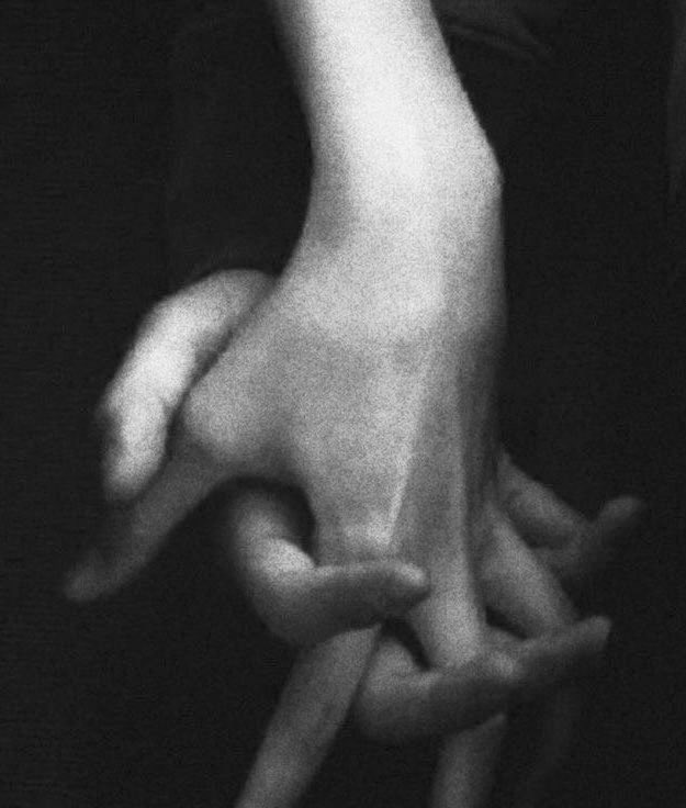 monrues's tweet photo. the thought of not being with you... i can’t breathe. i’m haunted by the kiss that you should never have given me, my heart is beating...  hoping that kiss will not become a scar. you are in my very soul tormenting me. https://t.co/EyQJwmYL7T