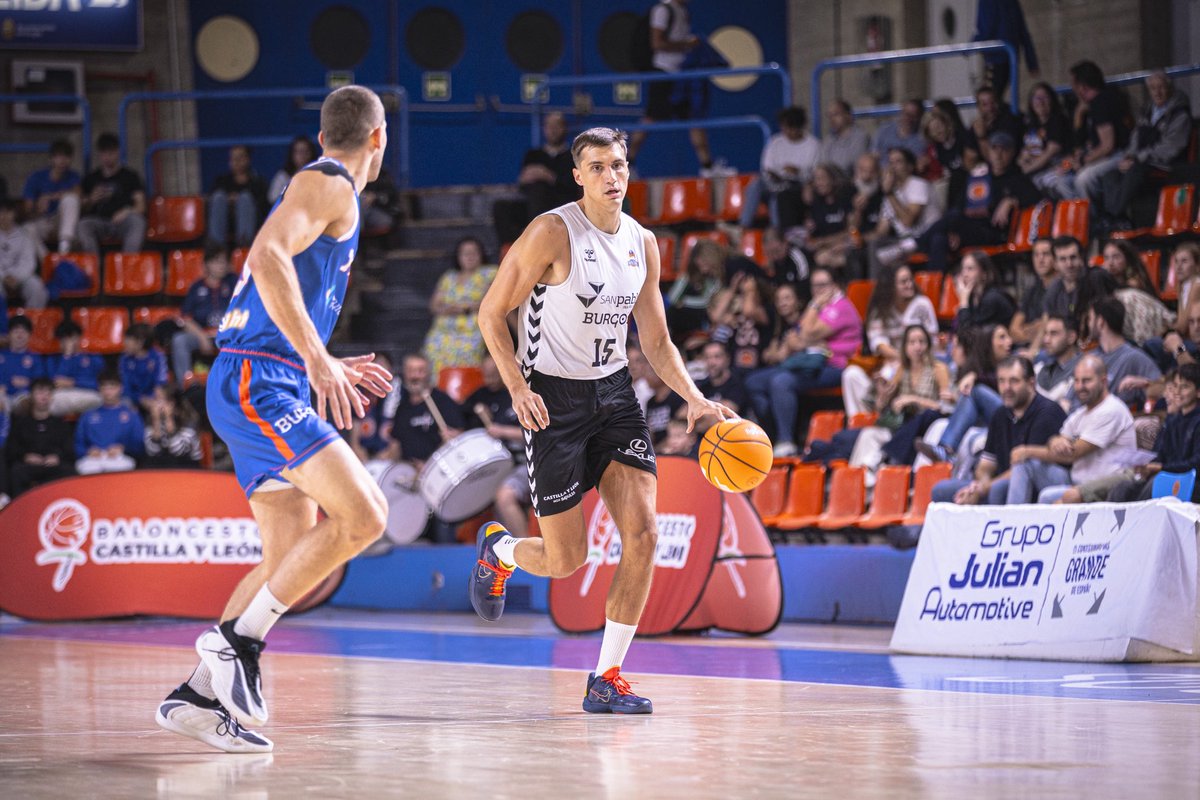 SanPabloBurgos's tweet photo. FINAL 2C 🔚
@cb_tizona 26
@SanPabloBurgos 53
#CopaCyL #PretemporadaSPB 💙 https://t.co/6VdLIhJ0zU