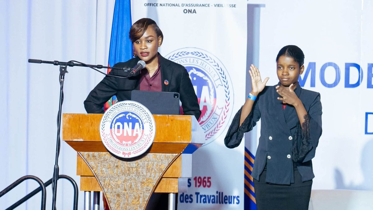 AlterNewsOnline's tweet photo. 🔴 Sécurité sociale: le Forum national sur la modernisation et la consolidation du régime général de retraite en Haïti organisé par l'#ONA s'ouvre ce matin à Pétion-Ville, autour du thème: « vers un système de retraite moderne, équitable et durable ». Durant trois jours ( 16,17 et 18 septembre), l’Office réunira au Karibe Hotel des institutions, experts, employeurs, travailleurs, partenaires sociaux, jeunes et retraités pour dialoguer sur l'avenir de la retraite et de la sécurité sociale dans le pays. L'objectif: repenser, moderniser et consolider le régime général de retraite en Haïti. Les discussions porteront sur l'élargissement de la couverture sociale, l'intégration progressive des travailleurs du secteur informel, et l'amélioration de la qualité de service, entre autres. #AlterNews