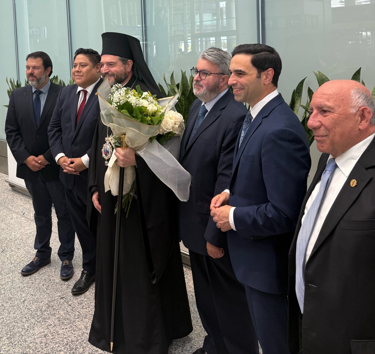 pfragiskatos's tweet photo. It was a great honour to help welcome His Eminence, Archbishop Apostolos of Canada, earlier today, following his recent appointment to this important role.

With more than 350,000 followers, the Greek Orthodox Church in Canada has a central presence in the lives of Canadians of Greek heritage - preserving our faith, culture, language and traditions across generations.

A very warm welcome to Canada, Your Eminence. Καλώς ήρθατε! 🇨🇦 🇬🇷