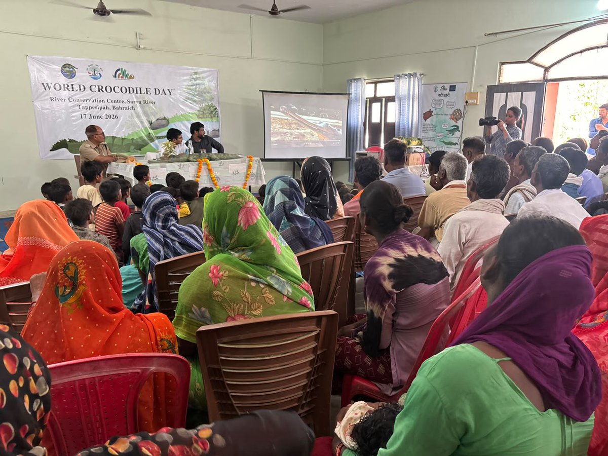 CrocSpecGroup's tweet photo. The Ghaghra (Saryu) River is home to the Gharial (Gavialis gangeticus), and serves as marginal habitat for the Mugger (Crocodylus palustris). To mark World Crocodile Day (17 June), an awareness event for Human-Crocodile Coexistence was organised by the TSA Foundation India... https://t.co/VF5i38eiKF