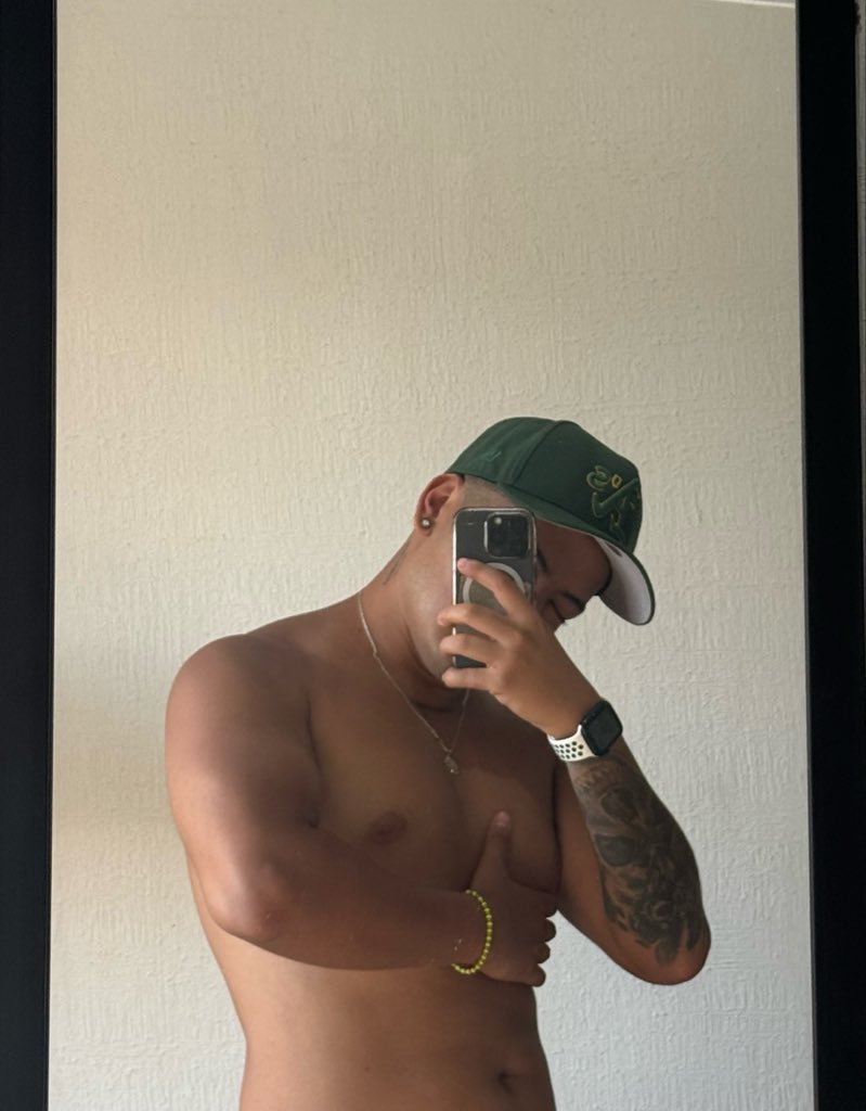 ROMER9630's tweet photo. BUENAAAS 🥵☀️ #cancun https://t.co/HfSy9RLY9q