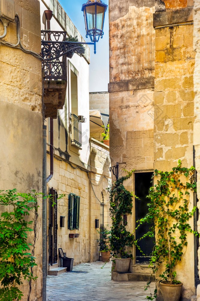 SalleyTesthx's tweet photo. Spent the morning wandering the quiet lanes of a tiny Italian hill town, sipping warm espresso at a sun-dappled corner café—no crowds, just the smell of fresh bread and that perfect slow vibe. Already planning to come back next spring! https://t.co/IWRT4Tjy3l