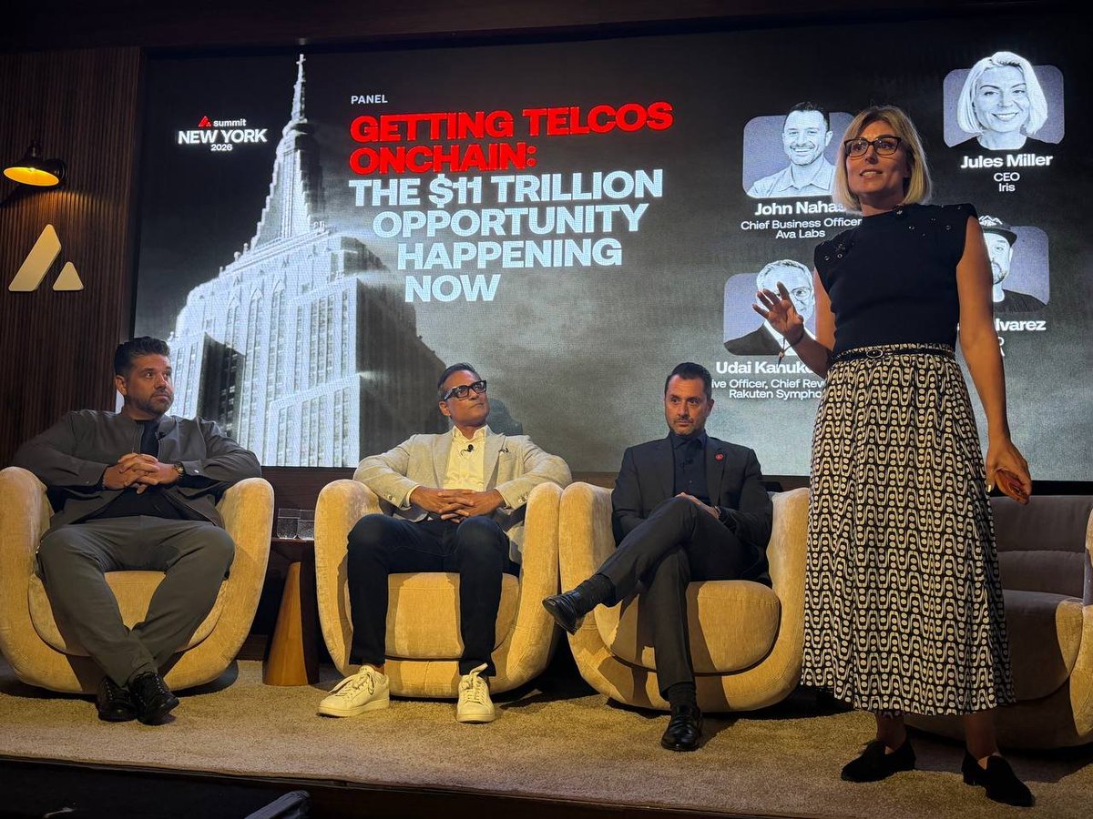 BuildOnIris's tweet photo. “GSMA says the impact of mobile connectivity is going to add $11 trillion to global GDP by 2030. 

That starts today with the launch of Iris.”

-@julesemiller at @avax Summit NYC https://t.co/OXdTbrHcO6