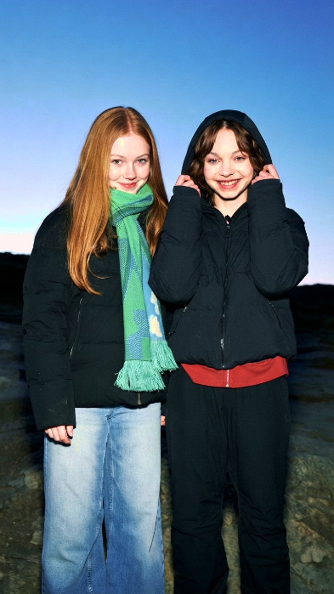 THYPIRATEAM's tweet photo. #FictionalCharacters #Actress #YoungCelebrities #EvieTempleton #EmmyMyers #MerlinaSeries #Photoshoot #CandidPhotos #HighQualityPhotos #WednesdaySeries #FunnySeries #Sitcom #Poses #AI #4K https://t.co/CgZCaqyV58
