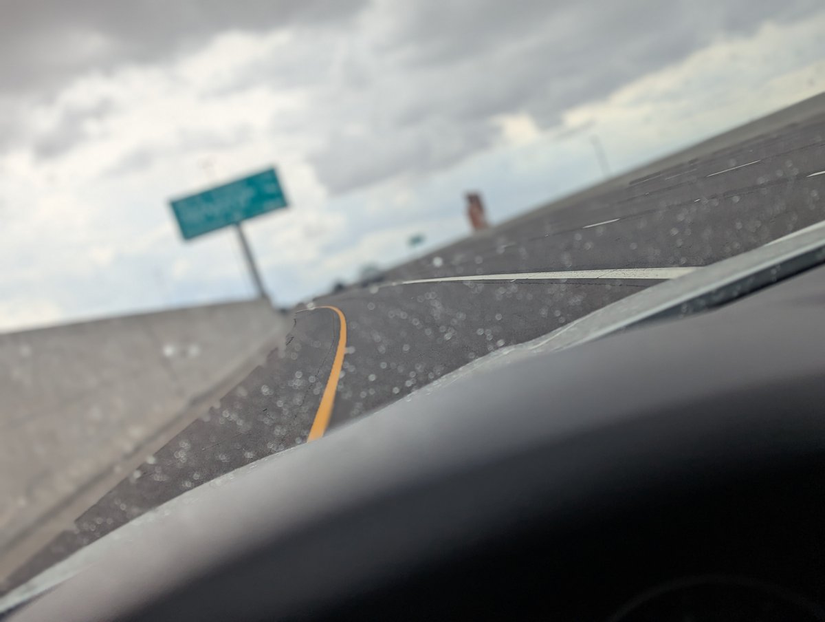 Bryanne's tweet photo. Talking to the void...
It's a soup kind of day and what a joy it is to get to drive in the rain today. Something so tranquil about it. Also, feels like a Friday. 
Time to pick up my boys from school.
 💚🌧️🏫 https://t.co/HIA8ahPyYa