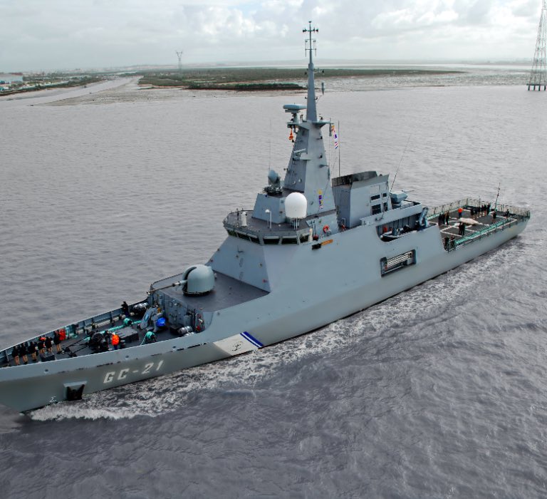 davidsantosvlog's tweet photo. Mañana el gobierno de Pedro Sánchez va a entregar en un acto clandestino una patrullera de Navantia a Marruecos para reforzar su Armada en el puerto de San Fernando. 

El servilismo del gobierno a Mohamed VI es digno de estudio. https://t.co/0ZDZLzzQ4S