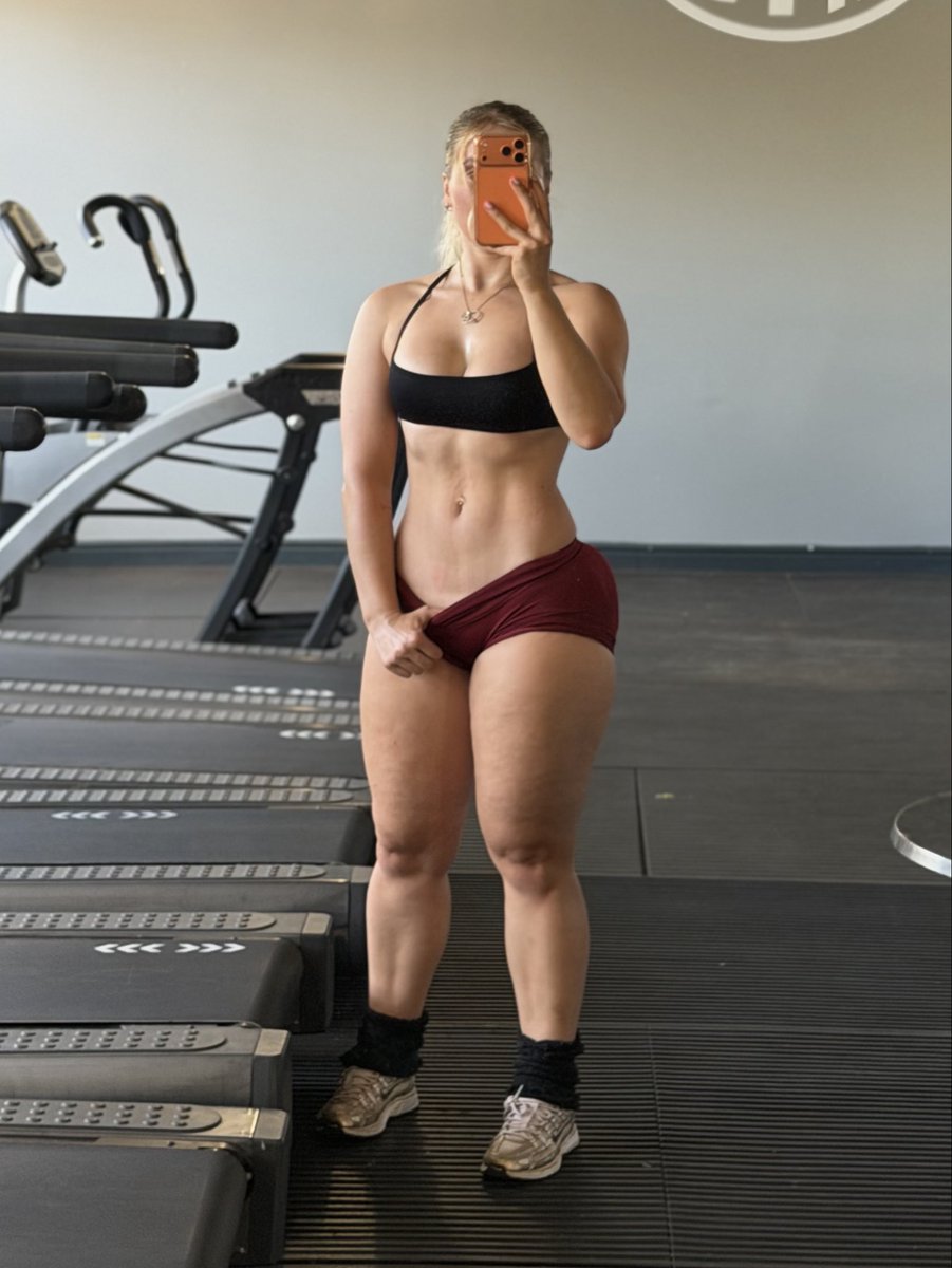 Brookeglutes's tweet photo. Trained hard today 🥵 https://t.co/BKV9PFaqE7