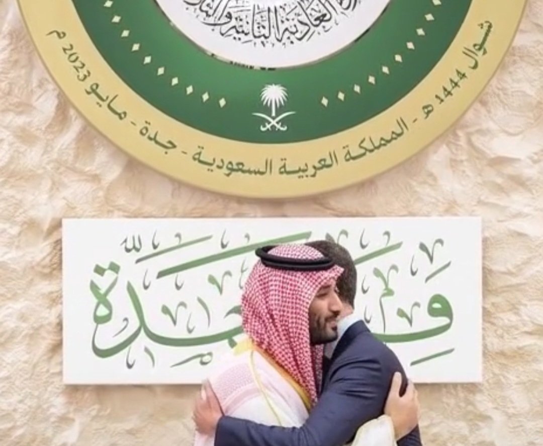 SFOUK_1's tweet photo. نشكر مواقفكم الخالدة مع الشعب السوري.
وقتها سموك أبو المناشير 
🇸🇾🇸🇦💚😂 https://t.co/417O1J3CyF