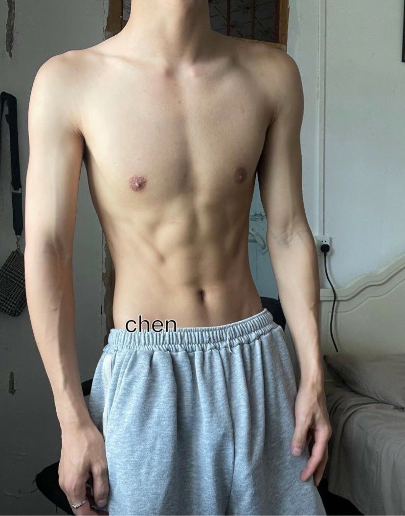 Cheny_oIo's tweet photo. #腹肌 https://t.co/1WmTB7fIRN