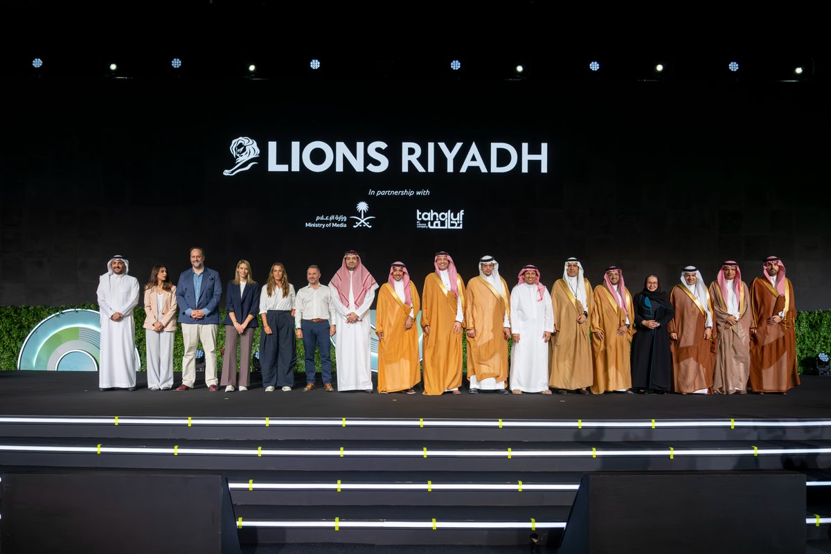 Faisal's tweet photo. أعلنّا اليوم LIONS الرياض ٢٠٢٧.
شكرًا لوزارة الإعلام @media_ksa على الشراكة، ولشركائنا في LIONS @Cannes_Lions الثقة، ولفريق تحالف @TahalufGlobal الذي يجعل الكبير ممكنًا. https://t.co/UiY6DhR68R