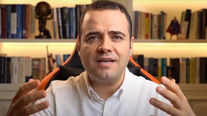 whisperhaber's tweet photo. Özgür Demirtaş:

"Görünen köy birçok konuda kılavuz istemez..." https://t.co/aOSrFAwiq5