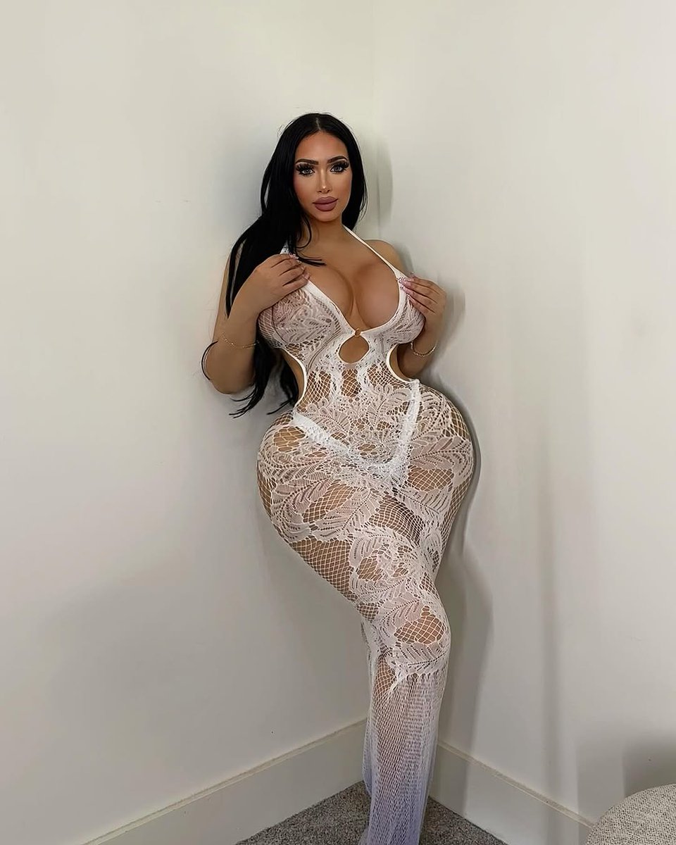 itsnellifenc7u's tweet photo. ❤️  ! &amp; 50-90% off EVERYTHING &amp; Hurry, it’s their Black Friday SALE!!

🔍 Dream Catcher Maxi Dress
Bodystocking - White/ combo
Size: OS https://t.co/Mxz9Ed9Hky