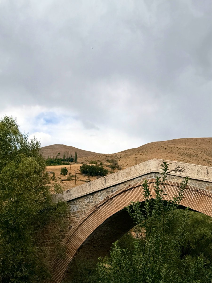 moderntimewitch's tweet photo. Van - Bahçesaray 🍁☘️ https://t.co/uOjdlQmM62