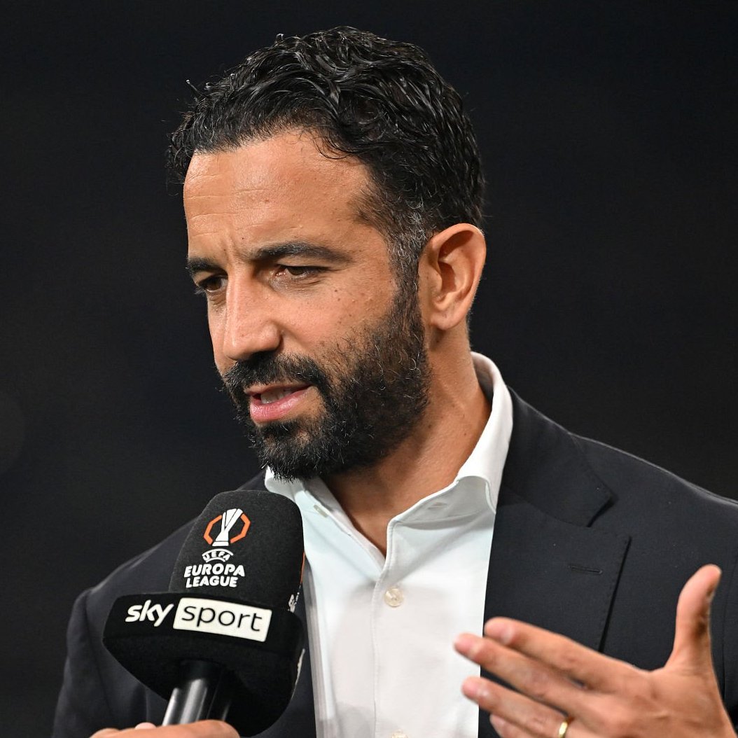 MilanWireX's tweet photo. 🚨🎙️❌ Ruben Amorim: “I don’t have the players with the perfect characteristics for my system.”

“It’s impossible to arrive at a new club and have everything ready.”

“But I prefer this kind of challenge because it means a lot to me.”

“If I have to FAIL, I’d rather FAIL BIG.”

“I want to help this club. I don’t know if I’ll get the time I need, but the players listen to me and that gives me hope that we’ll find solutions.”

[ Sky Sport before Milan vs Benfica ]