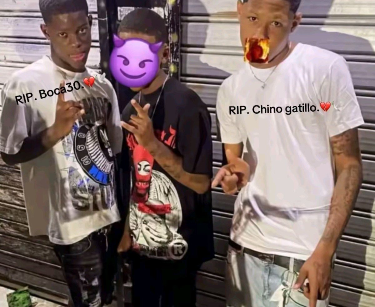 Edwarda77427936's tweet photo. El diablo🤯 pero es verdad que la banda son como 1600 🫣 entre vivos y muertos https://t.co/9OFkNtjtoc