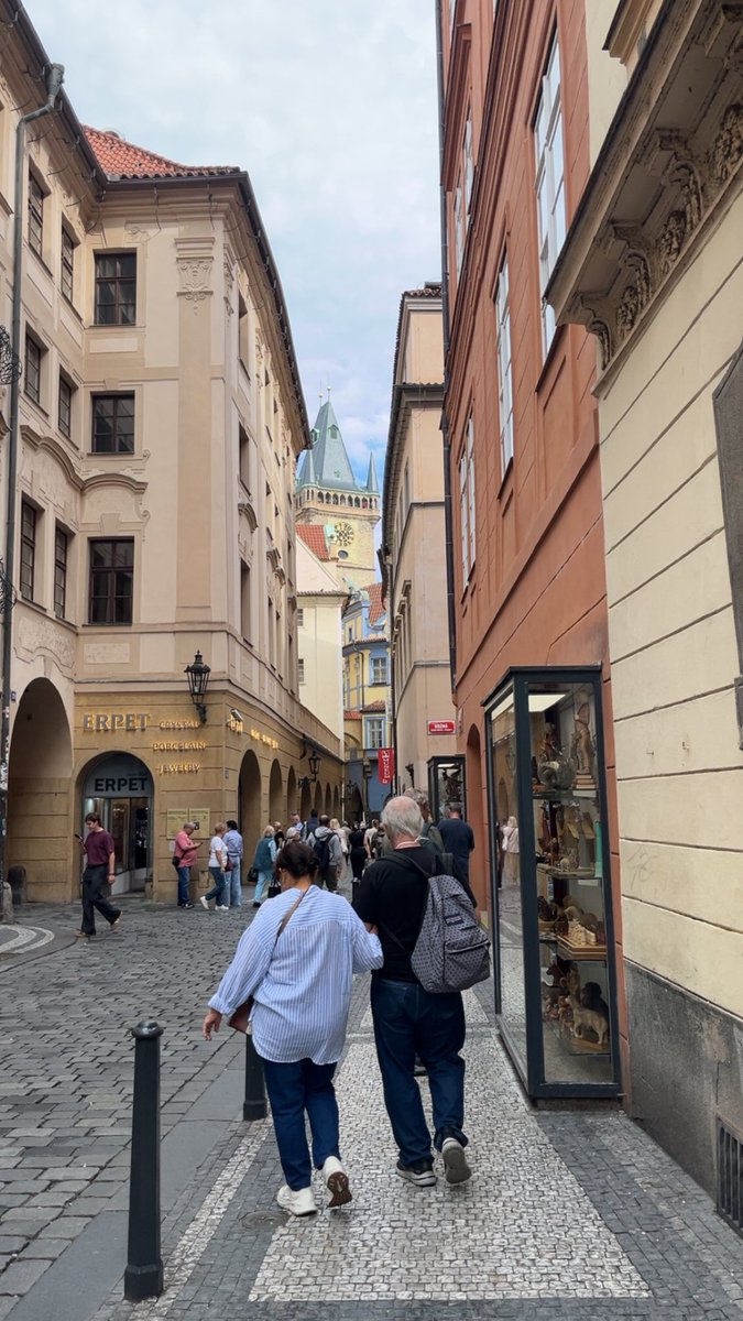 sh88ran's tweet photo. 🇨🇿 https://t.co/amPNGI9V3J