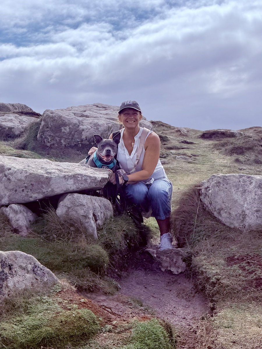 IsaMary2021's tweet photo. It’s very rocky in Cornwall 🐾🐾❤️❤️🏴
#IsaMary #LandsEnd https://t.co/ZKYgq4WsTO
